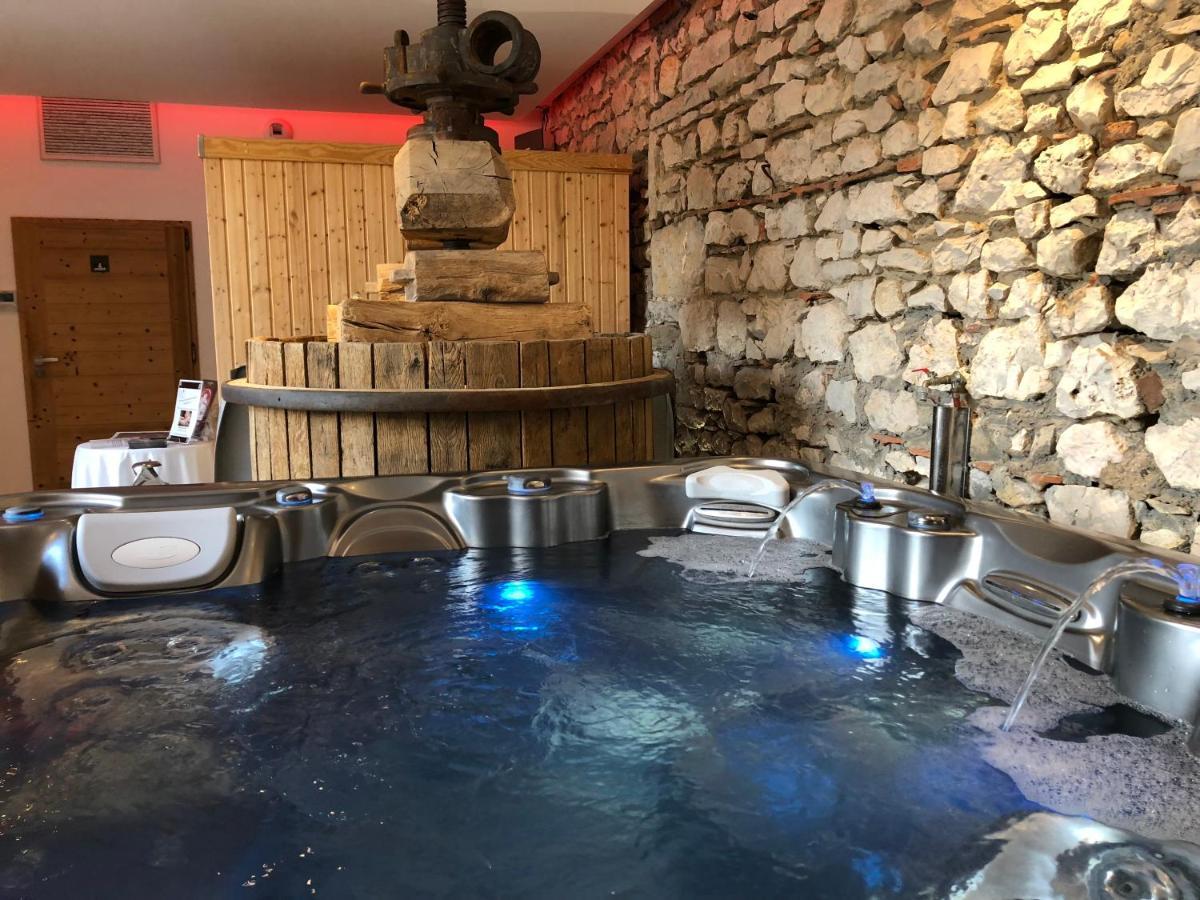 Les Villas Du Domaine De Suzel Vignieu Dış mekan fotoğraf